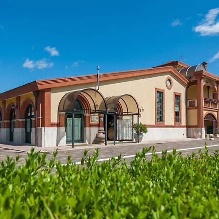 Parmenide Фермерский дом Castelnuovo Cilento